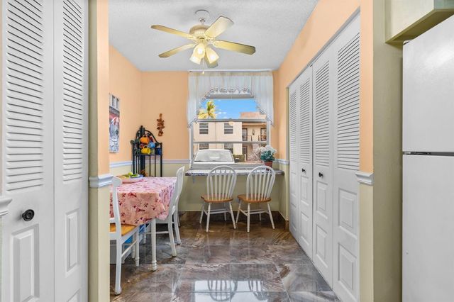 10 Willowbrook Lane 108, Delray Beach, FL 33446