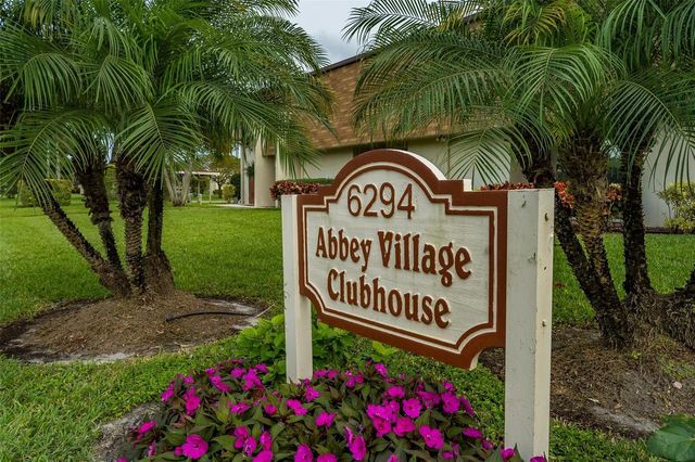 10 Willowbrook Lane 108, Delray Beach, FL 33446