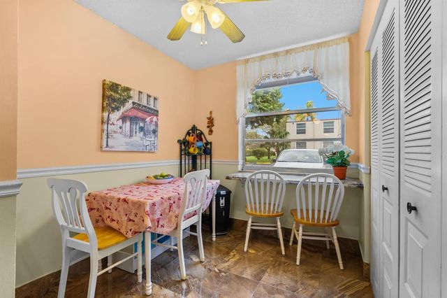 10 Willowbrook Lane 108, Delray Beach, FL 33446