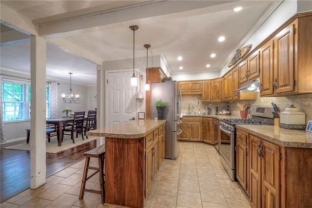 7540 W 197th Street, Stilwell, KS 66085