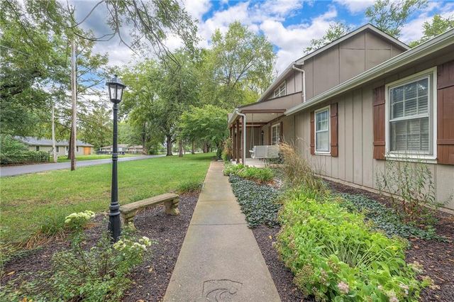 7540 W 197th Street, Stilwell, KS 66085