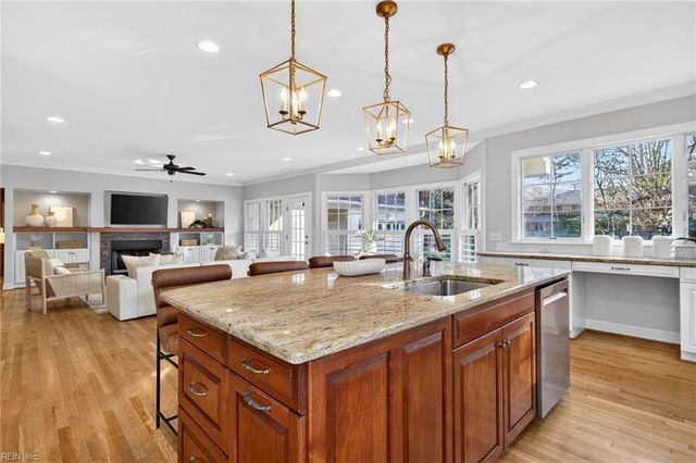 1109 Ditchley RD, Virginia Beach, VA 23451