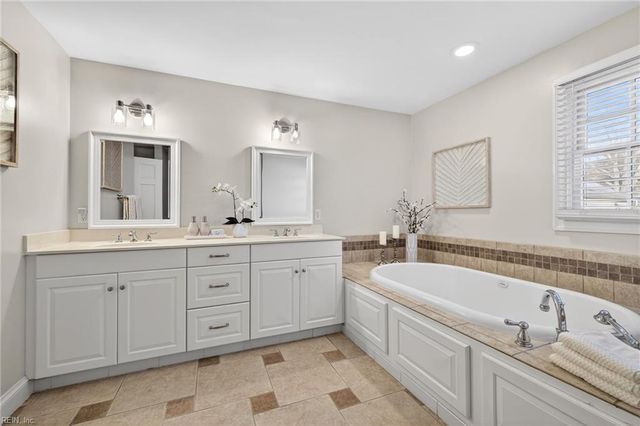 1109 Ditchley RD, Virginia Beach, VA 23451