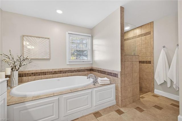 1109 Ditchley RD, Virginia Beach, VA 23451