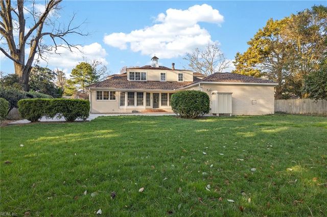 1109 Ditchley RD, Virginia Beach, VA 23451