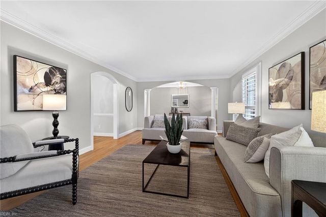 1109 Ditchley RD, Virginia Beach, VA 23451