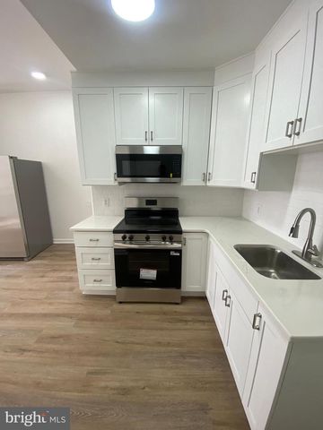 1621 W MONTGOMERY AVE, Philadelphia, PA 19121