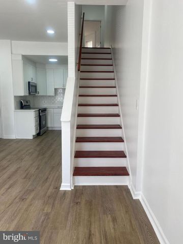 1621 W MONTGOMERY AVE, Philadelphia, PA 19121