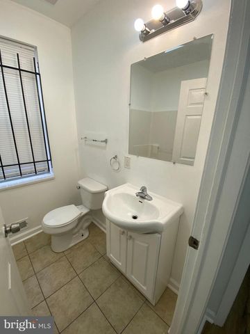 1621 W MONTGOMERY AVE, Philadelphia, PA 19121