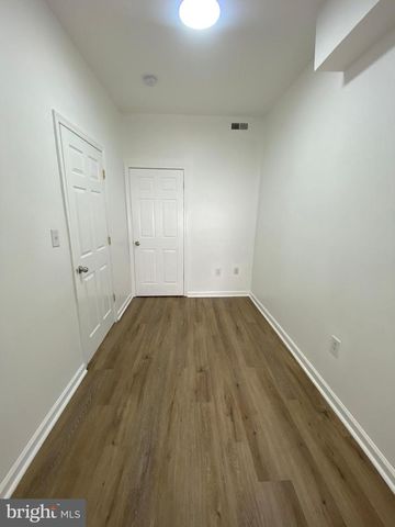 1621 W MONTGOMERY AVE, Philadelphia, PA 19121