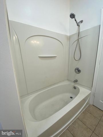 1621 W MONTGOMERY AVE, Philadelphia, PA 19121