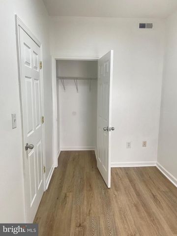 1621 W MONTGOMERY AVE, Philadelphia, PA 19121