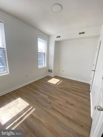 1621 W MONTGOMERY AVE, Philadelphia, PA 19121