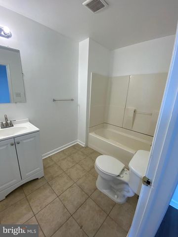 1621 W MONTGOMERY AVE, Philadelphia, PA 19121