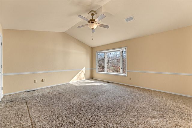 7 Heatherbrooke Lane, Bella Vista, AR 72715