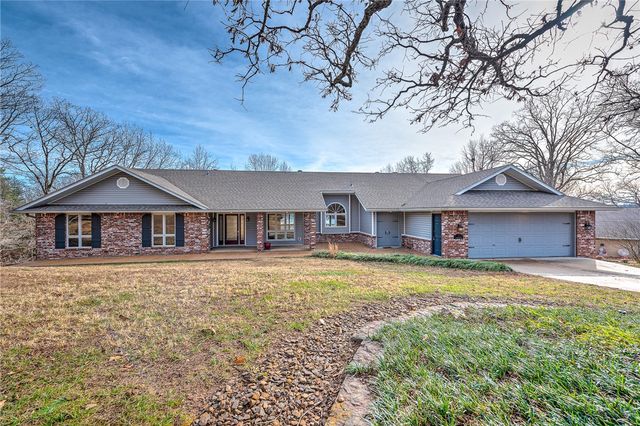 7 Heatherbrooke Lane, Bella Vista, AR 72715