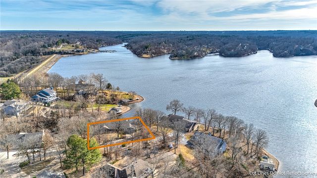 7 Heatherbrooke Lane, Bella Vista, AR 72715