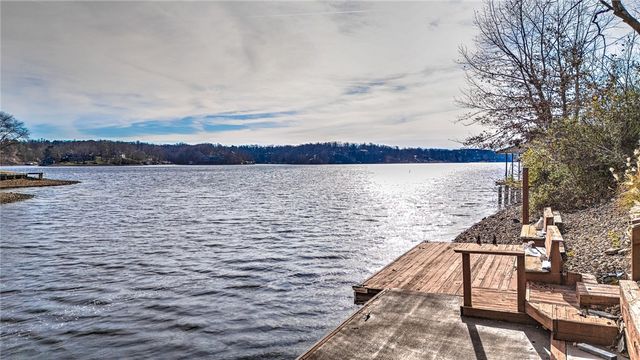 7 Heatherbrooke Lane, Bella Vista, AR 72715