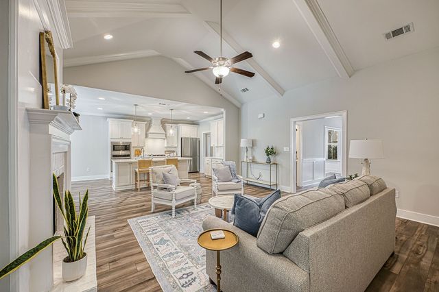 647 Charleston Mills, Midland City, AL 36350