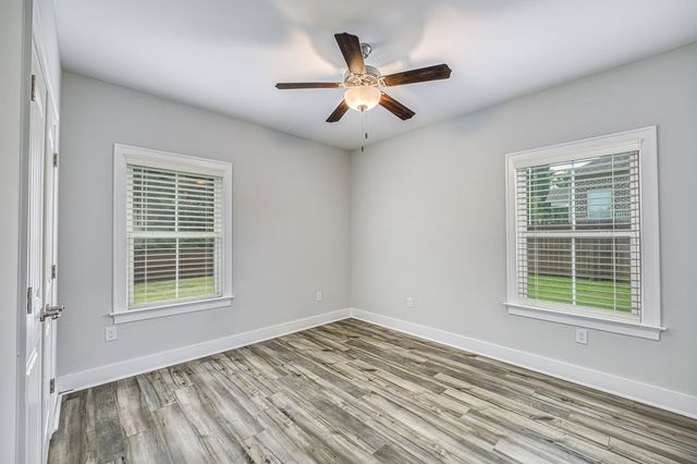 647 Charleston Mills, Midland City, AL 36350