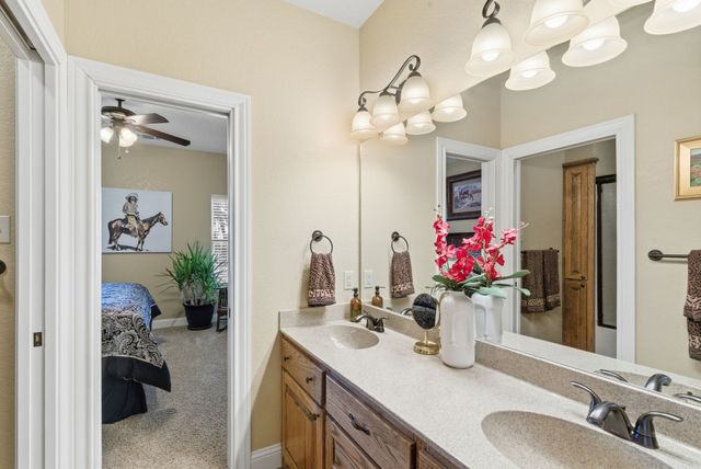 416 N Highway 590, Comanche, TX 76442