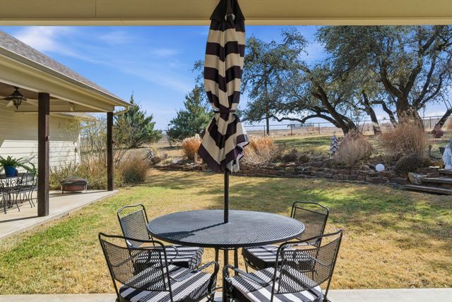 416 N Highway 590, Comanche, TX 76442