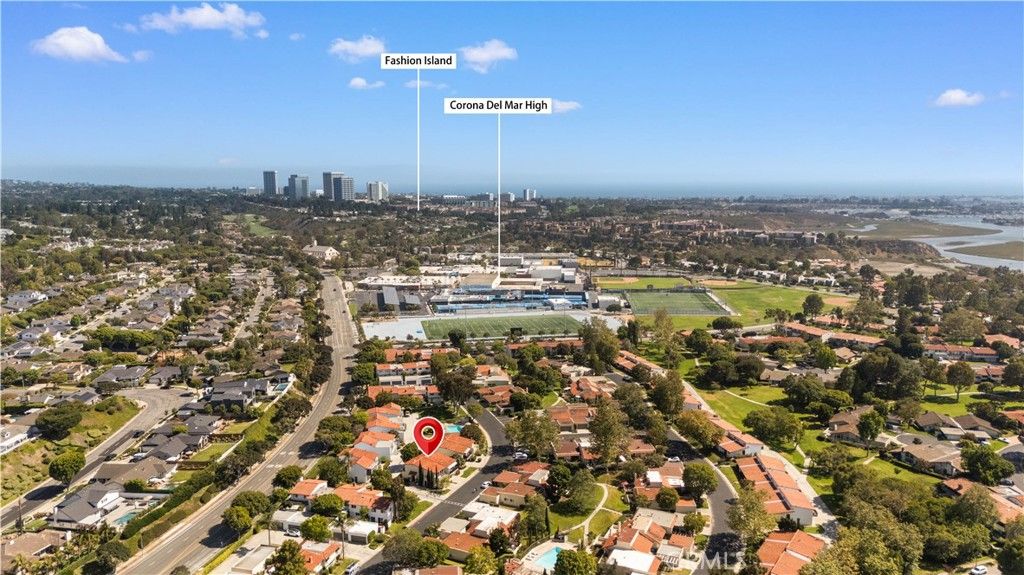 2326 Vista Hogar, Newport Beach, CA 92660 — exterior