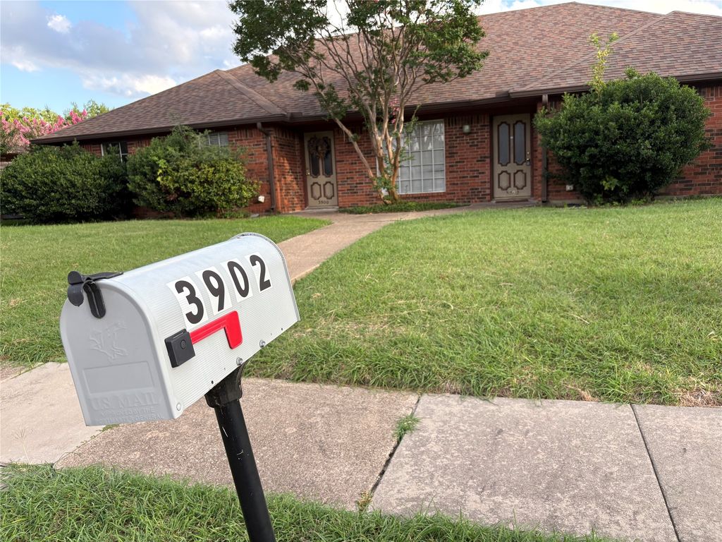 3902 San Mateo Drive, Plano, TX 75023