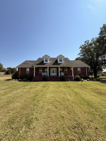 1170 Carey Rd, Hartsville, TN 37074