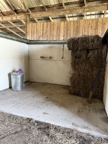 1170 Carey Rd, Hartsville, TN 37074