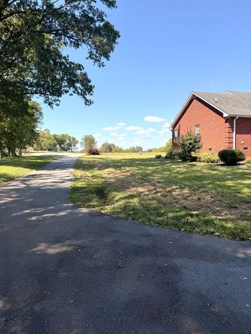 1170 Carey Rd, Hartsville, TN 37074