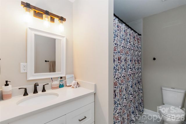 106 Robinson Avenue, Mount Holly, NC 28120