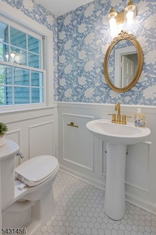26 Woodland Rd, Mendham Twp., NJ 07926