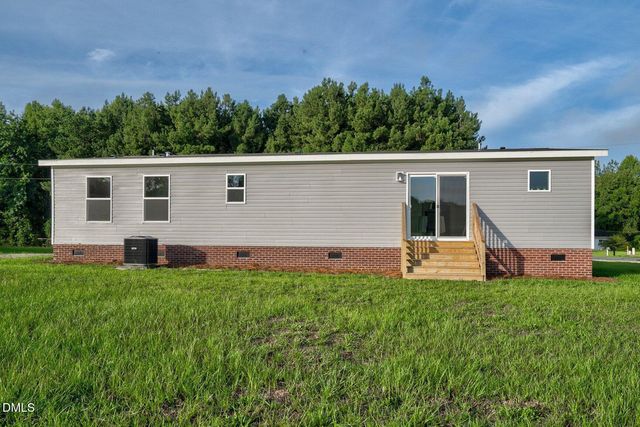1240 Bloomery Road, Bailey, NC 27807