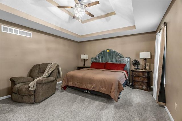 623 S Kisner Drive, Independence, MO 64056