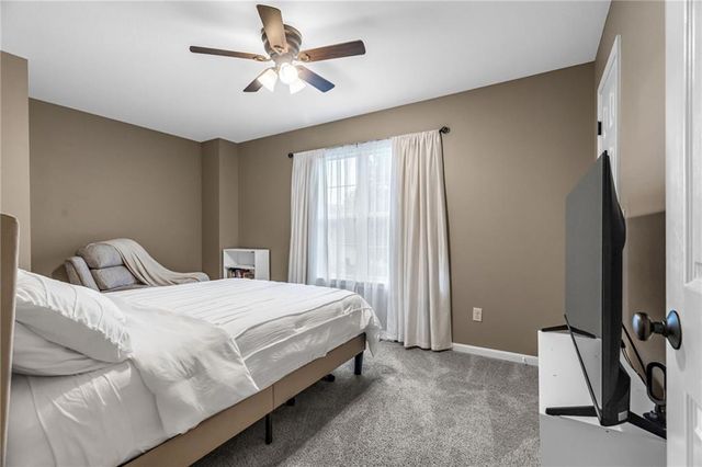 623 S Kisner Drive, Independence, MO 64056