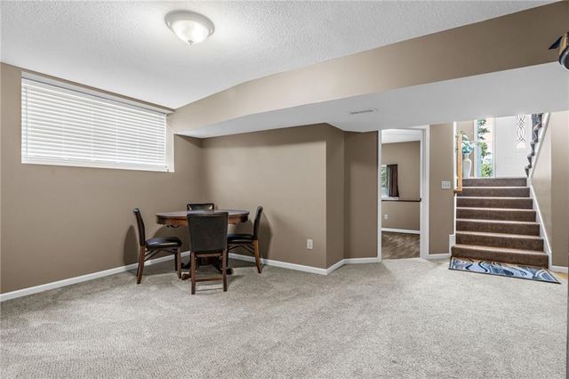 623 S Kisner Drive, Independence, MO 64056