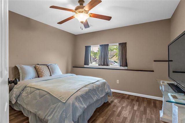 623 S Kisner Drive, Independence, MO 64056