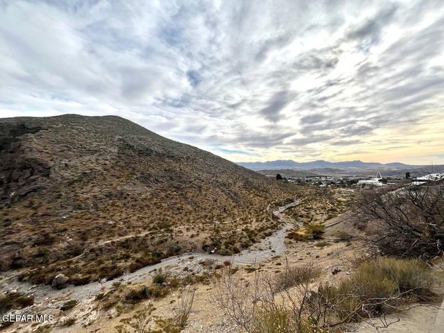 4800 N Stanton Street 126, El Paso, TX 79902