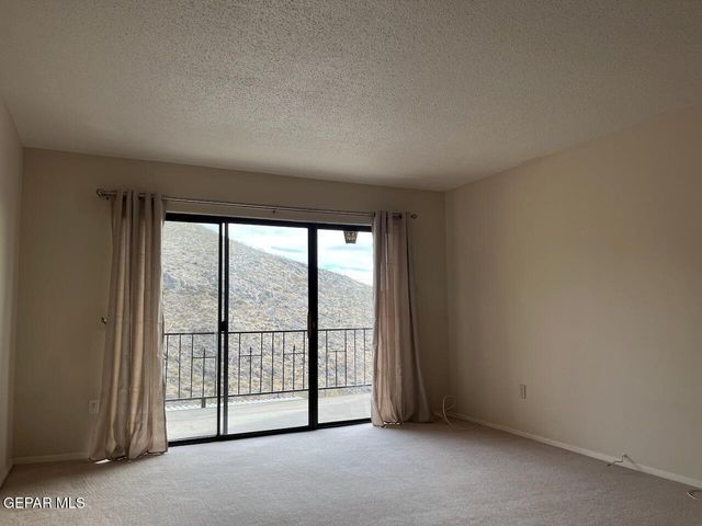 4800 N Stanton Street 126, El Paso, TX 79902