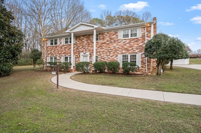 15 Hilldale Church Rd, Fayetteville, TN 37334