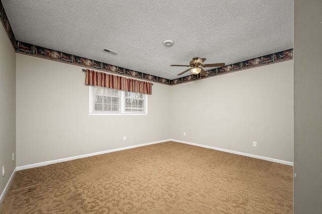 15 Hilldale Church Rd, Fayetteville, TN 37334