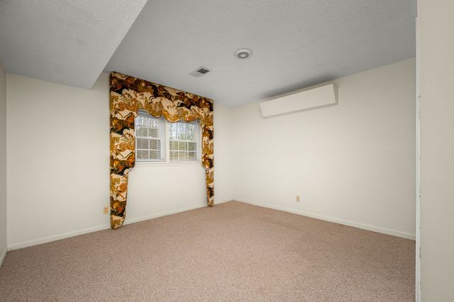 15 Hilldale Church Rd, Fayetteville, TN 37334