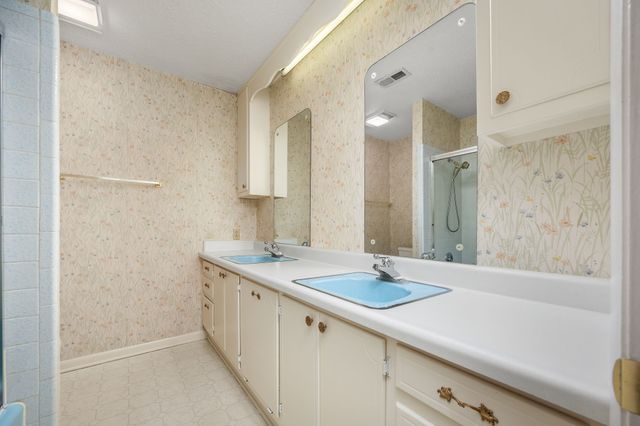 15 Hilldale Church Rd, Fayetteville, TN 37334