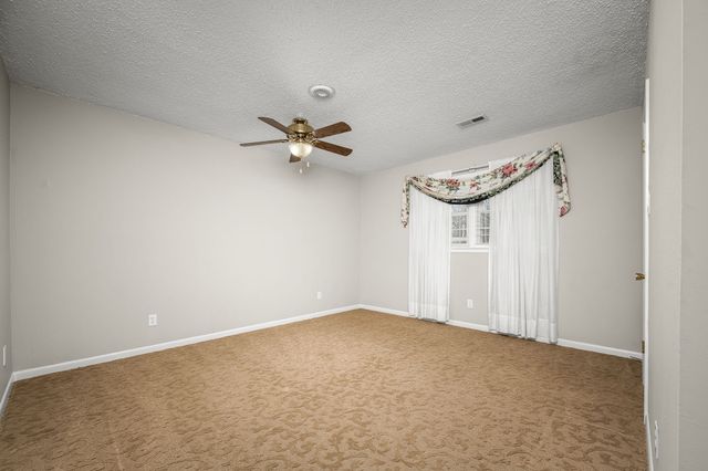 15 Hilldale Church Rd, Fayetteville, TN 37334