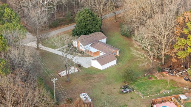 15 Hilldale Church Rd, Fayetteville, TN 37334