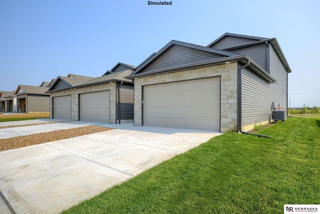 10724 N 149th Street, Waverly, NE 68462