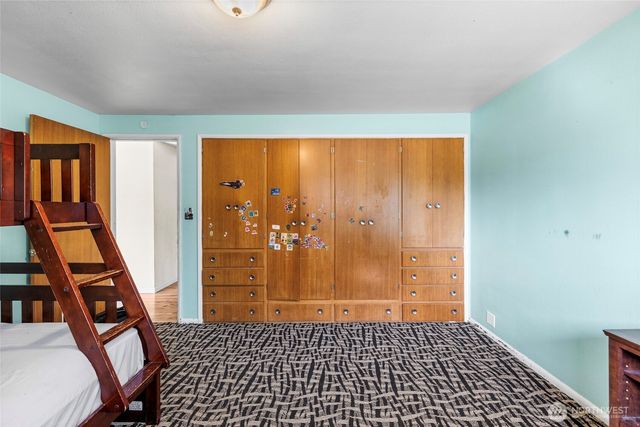 849 Burlingame Road, Mount Vernon, WA 98274