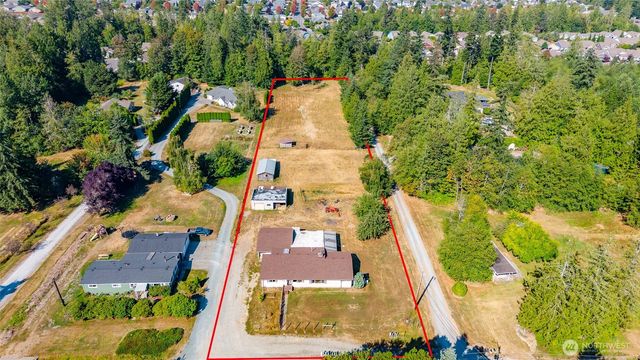 849 Burlingame Road, Mount Vernon, WA 98274