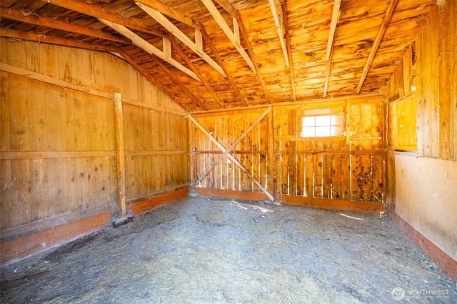 849 Burlingame Road, Mount Vernon, WA 98274